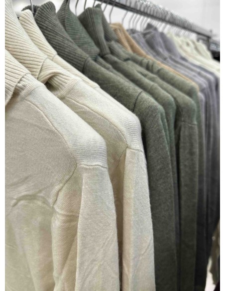Jersey cuello vuelto básico