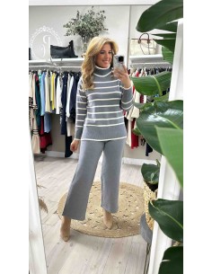 Conjunto punto cuello rayas