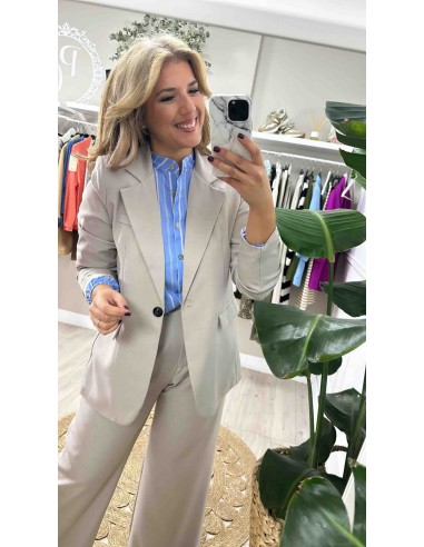 Traje Amanda