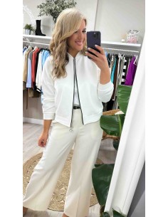 Bomber antelina primavera