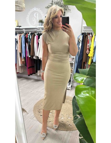 Vestido dorado frunce