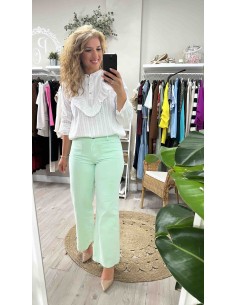 Jeans colores tachuelas 2