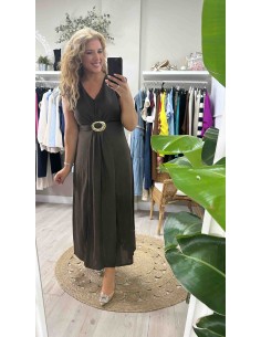 Vestido broche hombreras