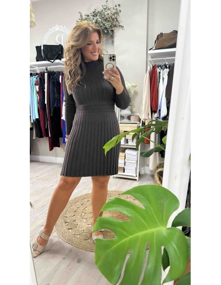 Vestido punto cuello