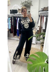 Conjunto sport bordado 2