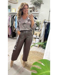 Pantalón efecto piel globo 2