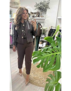Chaqueta polipiel botones