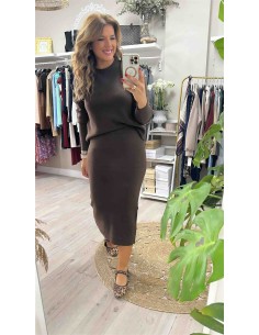 Conjunto de falda de punto...