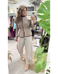 Chaqueta vivo burdeos