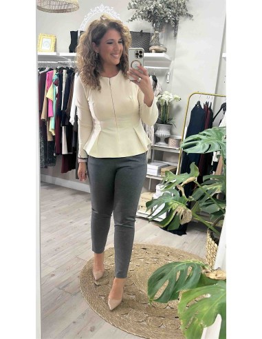Top peplum manga larga