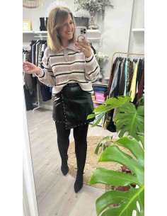 Falda pantalón polipiel tachas 2
