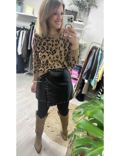 Falda pantalón polipiel tachas