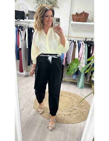 Pantalón pañuelo