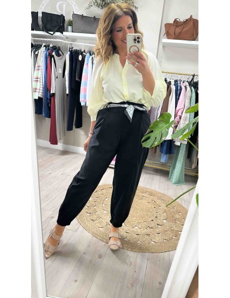 Pantalón pañuelo