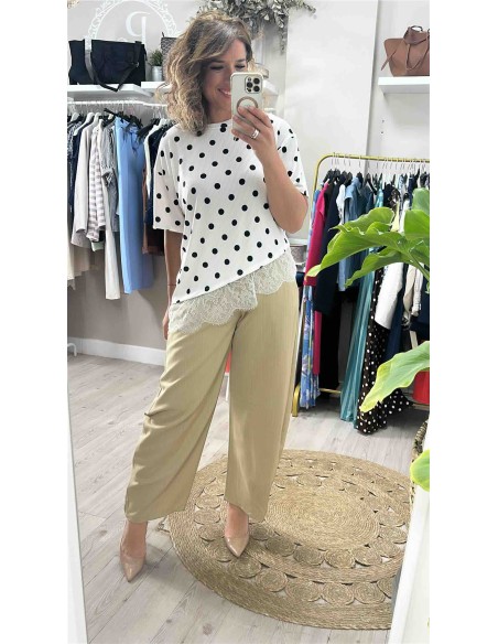 Camiseta blonda lunares