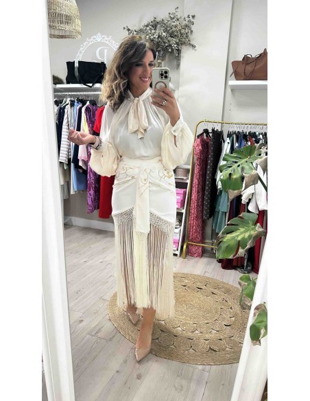 Falda mantón