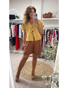 Camisa perforada lazos