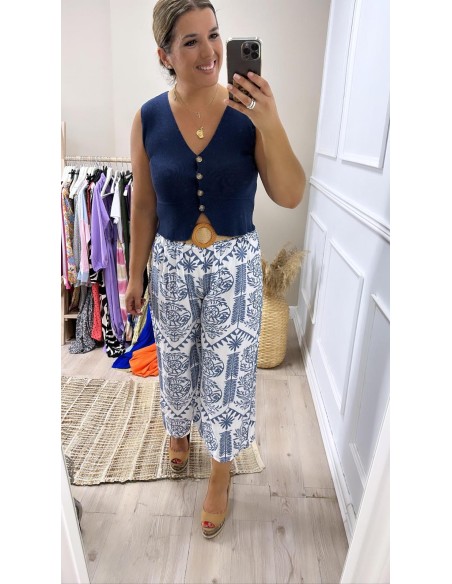 Pantalón crop estampado cinturón
