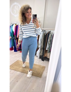 Conjunto punto rayas
